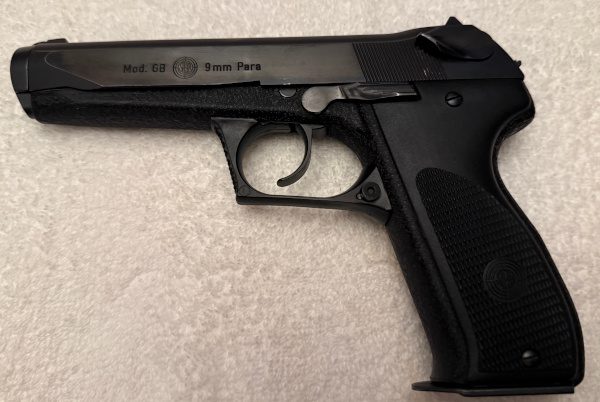 Steyr Selbstladepistole GB Steyr GB 9mm Pistol