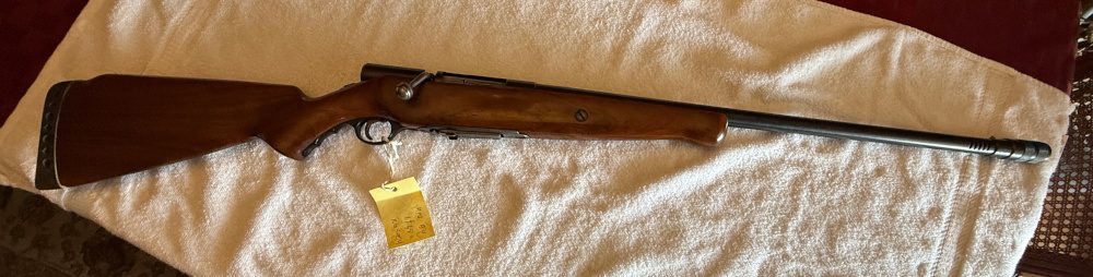 O.F. MOSSBERG MODEL 190 16GA 26 INCH " BARREL Mossberg Model 190 Shotgun