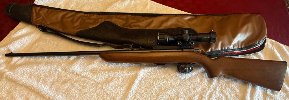 REMINGTON SCOREMASTER MODEL 511 .22 CALIBER with Sniper Scope Remington Scoremaster 22 LR with Scope