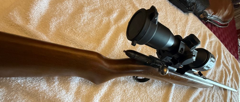 REMINGTON SCOREMASTER MODEL 511 .22 CALIBER with Sniper Scope Remington Scoremaster 22 LR with Scope