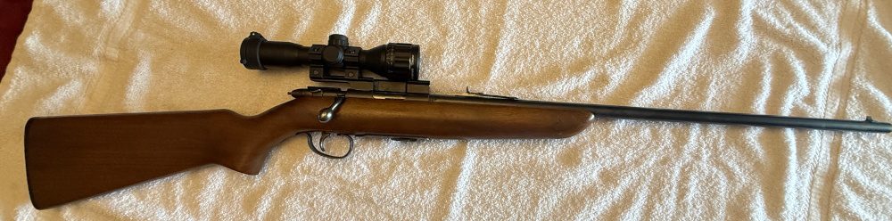 REMINGTON SCOREMASTER MODEL 511 .22 CALIBER with Sniper Scope Remington Scoremaster 22 LR with Scope