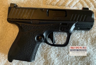 Kimber R7 Mako 9mm compact pistol