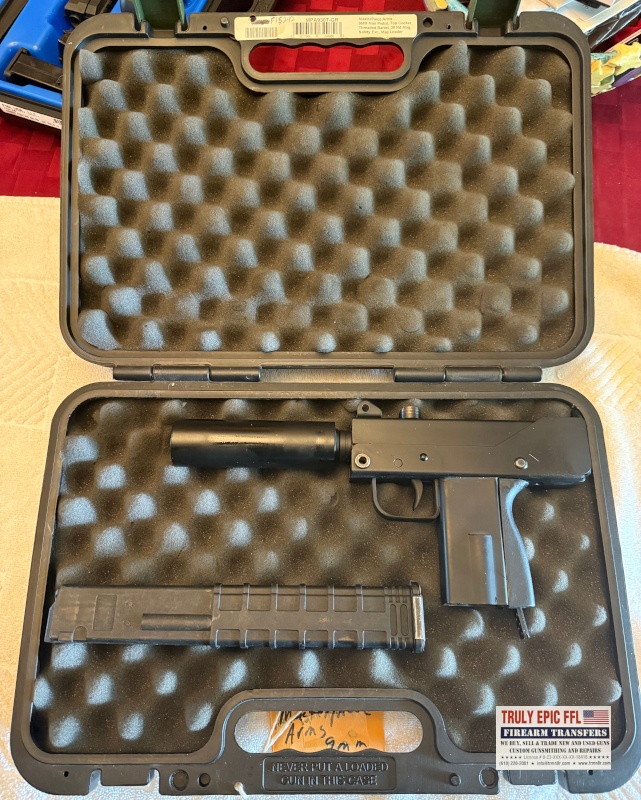 MasterPiece Arms Defender 9mm – Very Good Condition – Faux Suppressor, Extended Magazine & Original Case MasterPiece Arms Defender 9mm with faux suppressor, extended magazine, and original case.