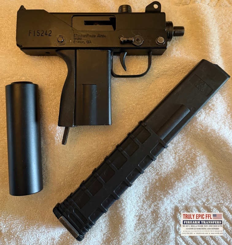 MasterPiece Arms Defender 9mm – Very Good Condition – Faux Suppressor, Extended Magazine & Original Case MasterPiece Arms Defender 9mm with faux suppressor, extended magazine, and original case.