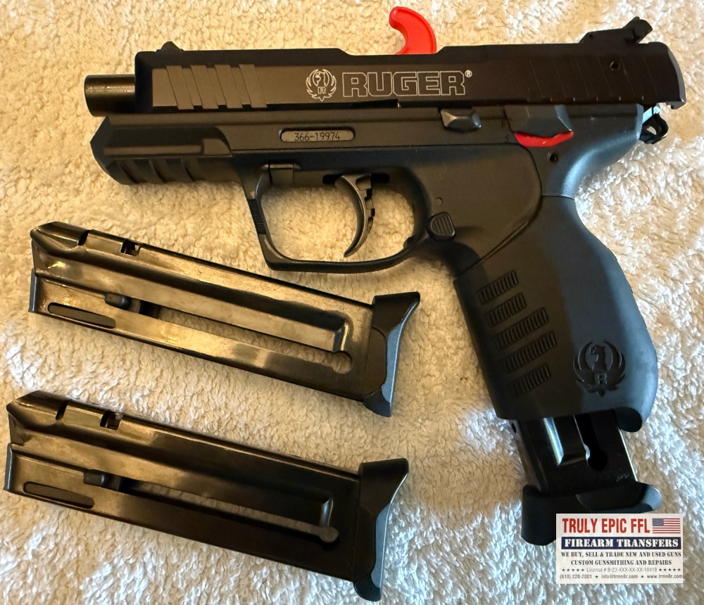 Ruger SR22 .22 Cal Semi Auto Pistol - Like New Condition Ruger SR22 .22 Cal Semi Auto Pistol