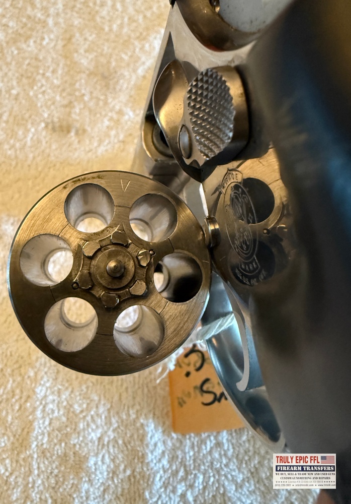 Smith & Wesson .357 Magnum - Great Looking Revolver Smith & Wesson .357 Magnum