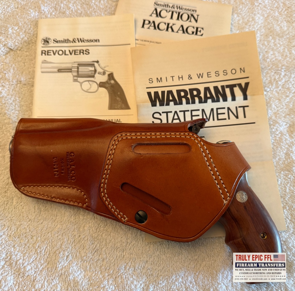 Smith & Wesson 10mm Revolver - Great Condition Smith & Wesson Model 610 10mm Revolver