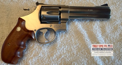 Smith & Wesson 10mm Revolver - Great Condition Smith & Wesson Model 610 10mm Revolver