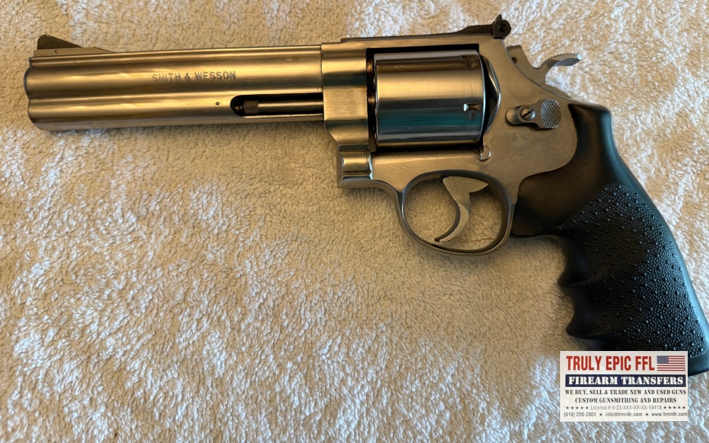 Smith & Wesson .44 Magnum - Beautiful Smith & Wesson .44 Magnum Revolver