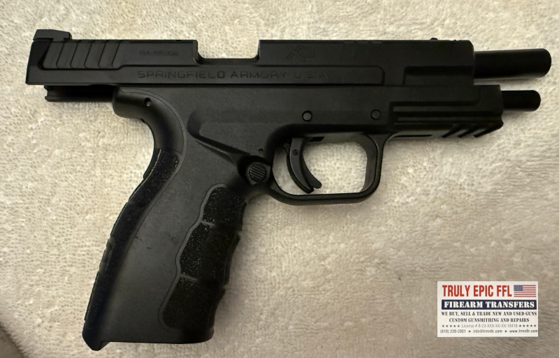 Springfield Armory XD-9 9mm Pistol – Like New – Original Owner's Manual Springfield Armory XD-9 9mm pistol in like-new condition.